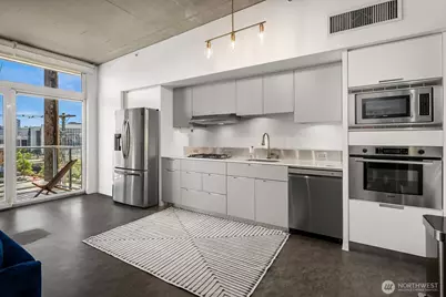 501 Roy Street #T308, Seattle, WA 98109 - Photo 8
