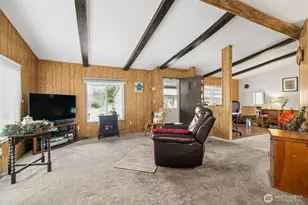 10607 63rd Ct E, Puyallup, WA 98372 - Photo 4