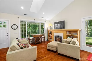 25314 SE 28th St, Sammamish, WA 98075 - Photo 28