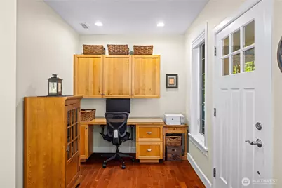 25314 SE 28th Street, Sammamish, WA 98075 - Photo 32