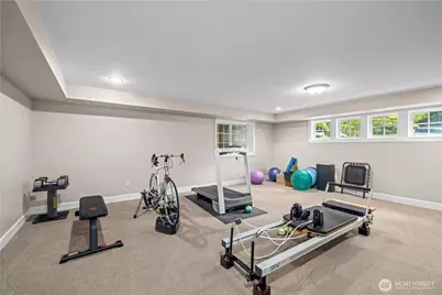 25314 SE 28th Street, Sammamish, WA 98075 - Photo 24