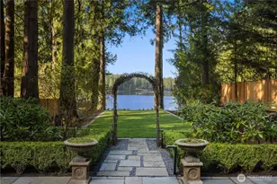 25314 SE 28th St, Sammamish, WA 98075 - Photo 34