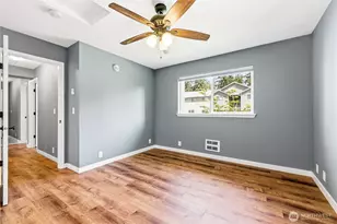 1670 SW Mulberry St, Oak Harbor, WA 98277 - Photo 30