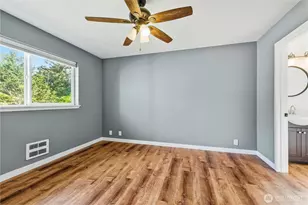 1670 SW Mulberry St, Oak Harbor, WA 98277 - Photo 28