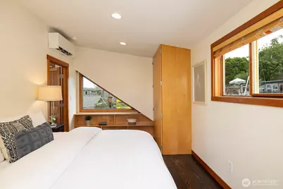 2770 Westlake Avenue N #6, Seattle, WA 98109 - Photo 18