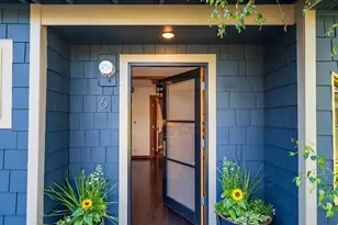 2770 Westlake Ave N, Seattle, WA 98109 - Photo 4