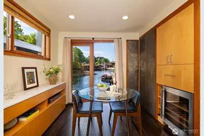 2770 Westlake Avenue N #6, Seattle, WA 98109 - Photo 8