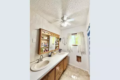 522 Golden Street, Oroville, WA 98844 - Photo 16