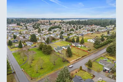 21617 44th Avenue Court E, Spanaway, WA 98387 - Photo 32