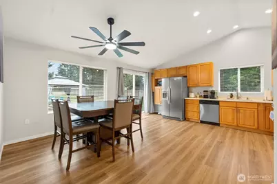21617 44th Avenue Court E, Spanaway, WA 98387 - Photo 10