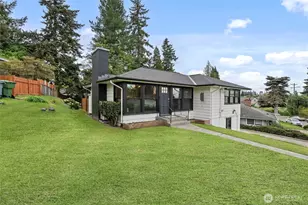 7522 Olympus Dr W, Tacoma, WA 98466 - Photo 2