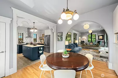 7541 Seward Park Avenue S, Seattle, WA 98118 - Photo 20
