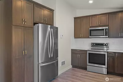 414 Holland Avenue, Bellingham, WA 98226 - Photo 10