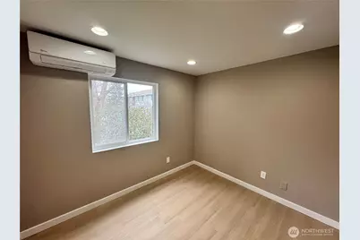 6015 Lakeview Drive #3, Kirkland, WA 98033 - Photo 8