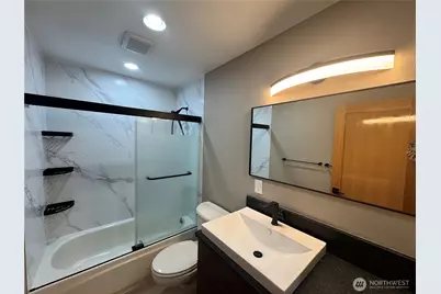 6015 Lakeview Drive #3, Kirkland, WA 98033 - Photo 6
