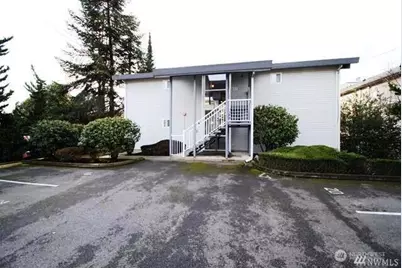 6015 Lakeview Drive #3, Kirkland, WA 98033 - Photo 1