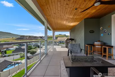 4015 Knowles Road, Wenatchee, WA 98801 - Photo 4
