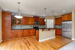 722 201st Pl SW, Lynnwood, WA 98036 - Photo 6