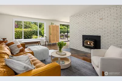 10430 NE Cascade Avenue, Bainbridge Island, WA 98110 - Photo 18