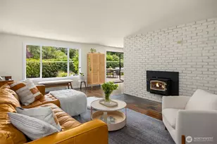 10430 NE Cascade Ave, Bainbridge Island, WA 98110 - Photo 18