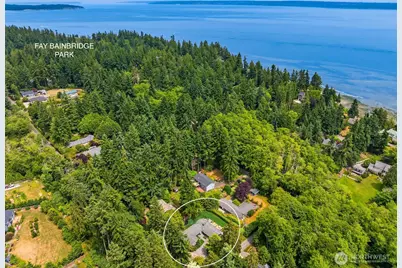 10430 NE Cascade Avenue, Bainbridge Island, WA 98110 - Photo 38