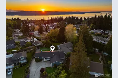 7081 47th Avenue W, Mukilteo, WA 98275 - Photo 2