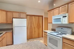 70 E Beaumont Dr, Shelton, WA 98584 - Photo 8