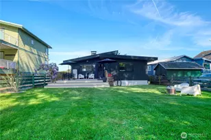 103 Bay View Dr, Point Roberts, WA 98281 - Photo 32
