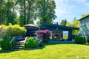103 Bay View Dr, Point Roberts, WA 98281 - Photo 1