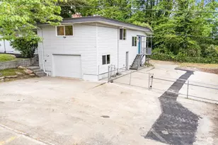 12914 76th Ave S, Seattle, WA 98178 - Photo 18