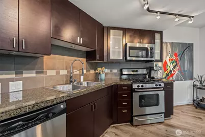819 Virginia Street #1110, Seattle, WA 98101 - Photo 12