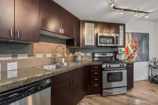 819 Virginia St, Seattle, WA 98101 - Photo 12