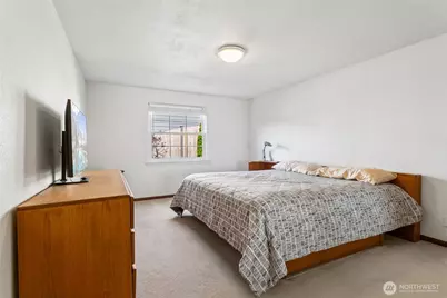 2207 S 304th Street, Federal Way, WA 98003 - Photo 16