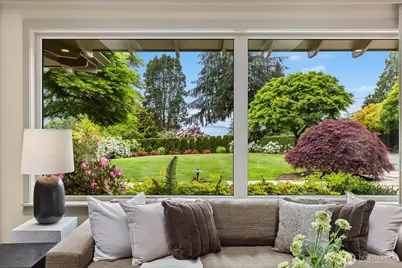 8320 Frederick Place, Edmonds, WA 98026 - Photo 12