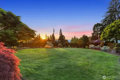 8320 Frederick Place, Edmonds, WA 98026 - Photo 38