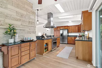 215 SW 178th Street, Normandy Park, WA 98166 - Photo 10