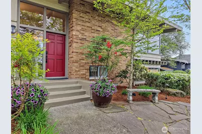 215 SW 178th Street, Normandy Park, WA 98166 - Photo 2