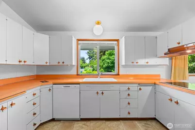 3611 Central Street Ct SE, Olympia, WA 98501 - Photo 20