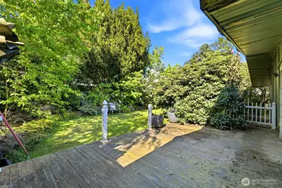 4207 225th Street SW, Mountlake Terrace, WA 98043 - Photo 22