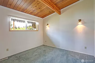 1246 SW Camano Drive, Camano Island, WA 98282 - Photo 22