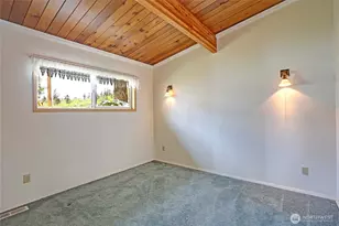1246 SW Camano Dr, Camano Island, WA 98282 - Photo 22