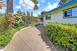 1246 SW Camano Dr, Camano Island, WA 98282 - Photo 38