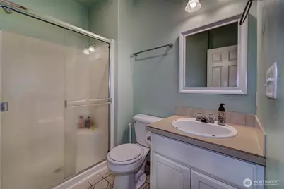 10648 NE Kingston Meadow Circle, Kingston, WA 98346 - Photo 18