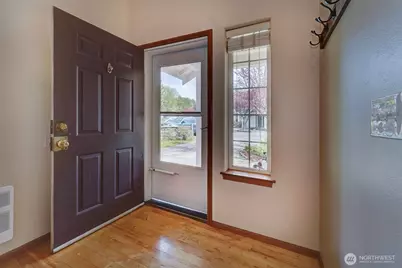 10648 NE Kingston Meadow Circle, Kingston, WA 98346 - Photo 6