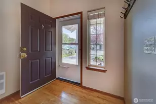 10648 NE Kingston Meadow Cir, Kingston, WA 98346 - Photo 6