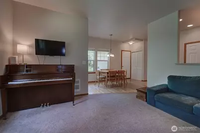 10648 NE Kingston Meadow Circle, Kingston, WA 98346 - Photo 14