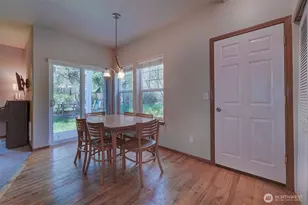 10648 NE Kingston Meadow Cir, Kingston, WA 98346 - Photo 10