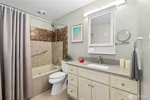 5630 21st Ave SW, Seattle, WA 98114 - Photo 18