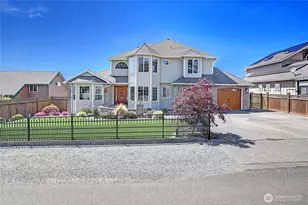 329 Burke Dr, Camano Island, WA 98282 - Photo 40