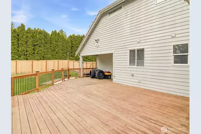 9406 29th Street Ct E, Edgewood, WA 98371 - Photo 34